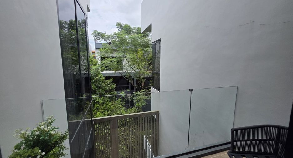 For rent そして for sale 4 ベッドルーム house in Bang Kapi, Bangkok