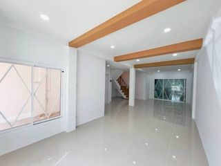 出售 3 卧室 联排别墅 在 Kathu, 普吉