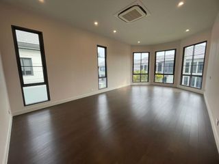 For sale 5 ベッドルーム house in Bang Kapi, Bangkok