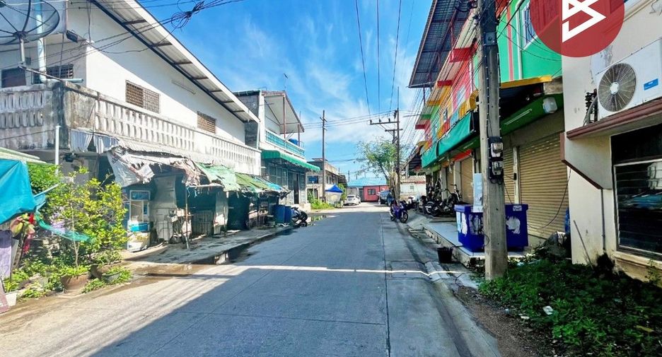 Casa en venta de 3 habitaciones en Krathum Baen, Samut Sakhon