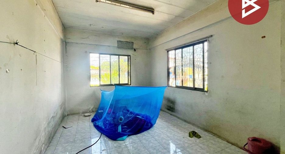 Casa en venta de 3 habitaciones en Krathum Baen, Samut Sakhon