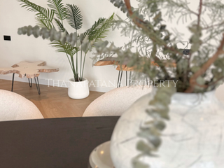 For sale 4 bedrooms condo in Watthana, Bangkok