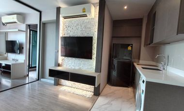 For sale 1 bed condo in Watthana, Bangkok