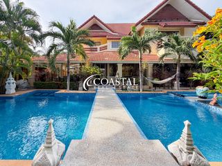 Casa en alquiler de 4 habitaciones en Bang Lamung, Chonburi