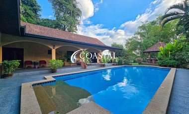 For sale 4 bedrooms house in Huay Yai, Pattaya