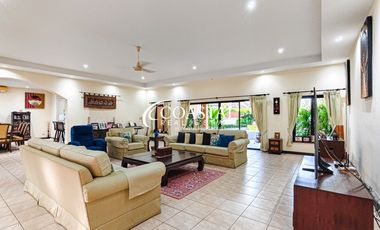 For sale 4 bedrooms house in Huay Yai, Pattaya