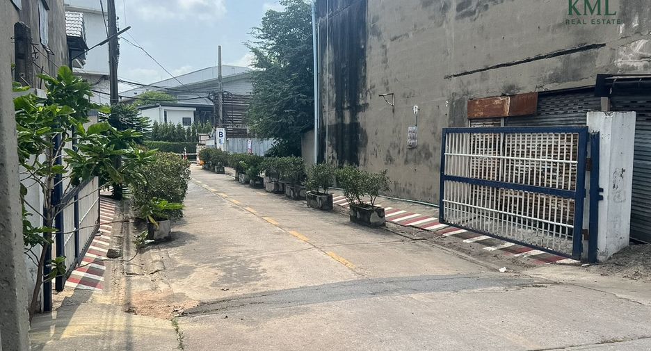 出售 土地 在 Phra Pradaeng, Samut Prakan