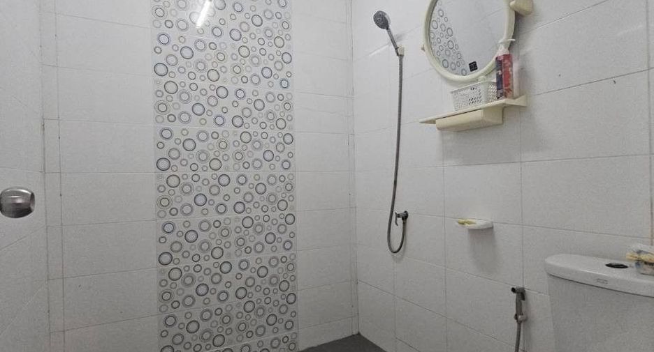 À vendre 2 chambres maison à Phan Thong, Chonburi