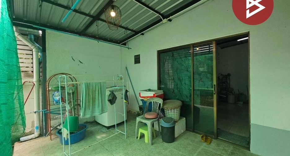 À vendre 2 chambres maison à Phan Thong, Chonburi