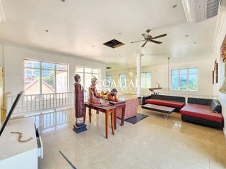 For sale 5 bedrooms house in Bang Lamung, Chonburi