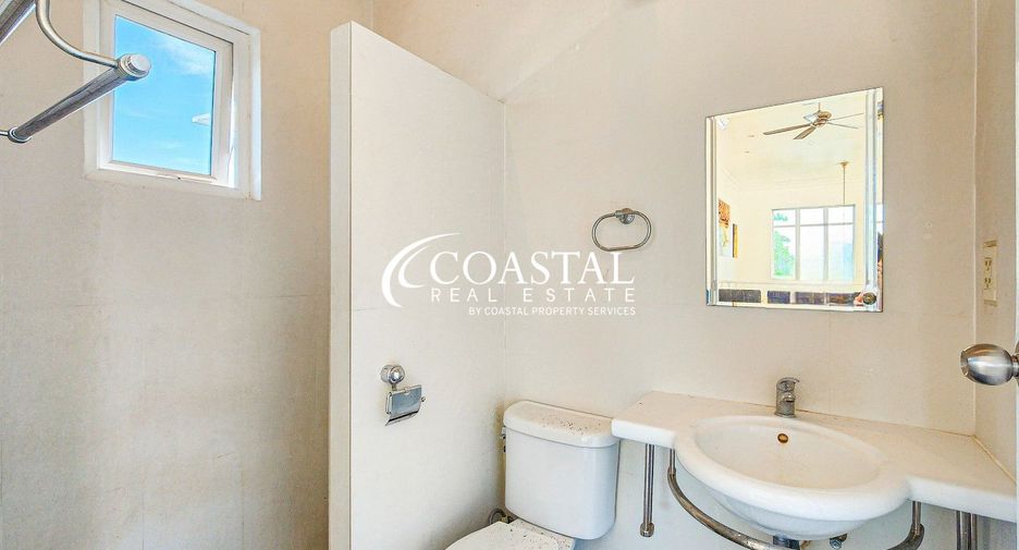 For sale 5 bedrooms house in Bang Lamung, Chonburi