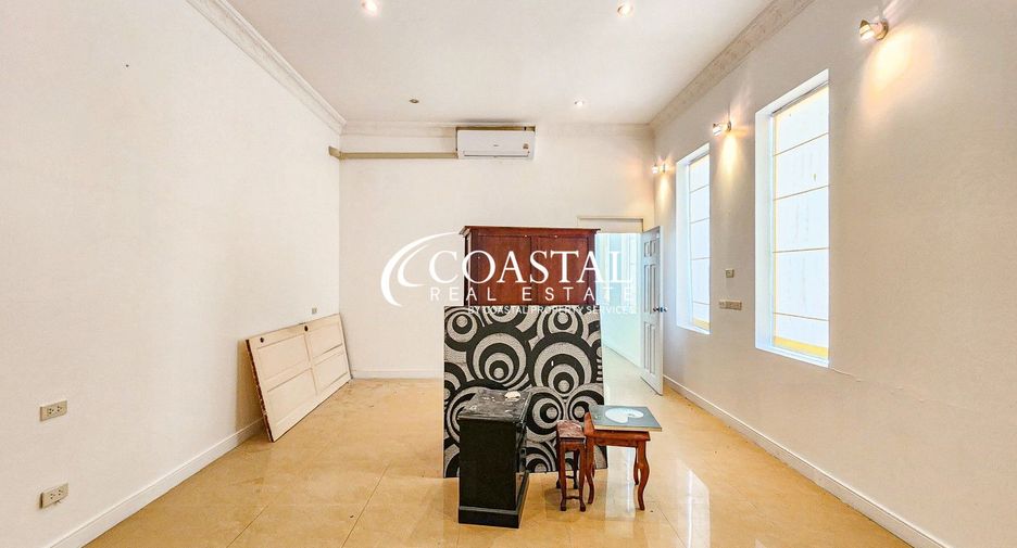For sale 5 bedrooms house in Bang Lamung, Chonburi