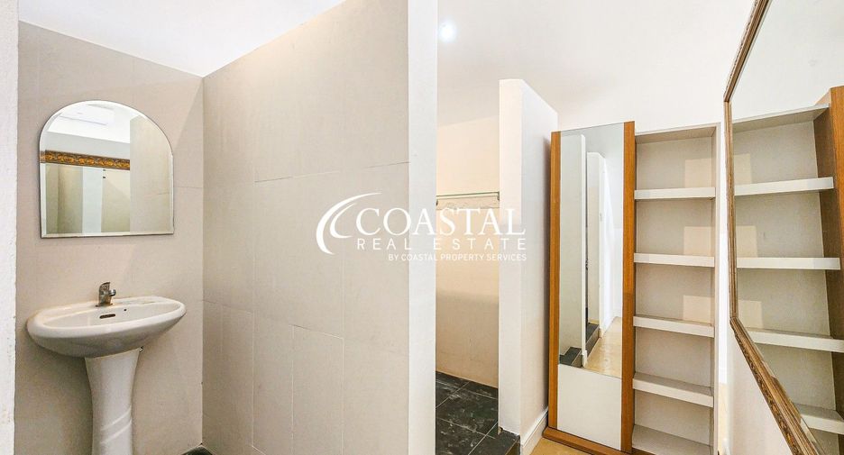 For sale 5 bedrooms house in Bang Lamung, Chonburi