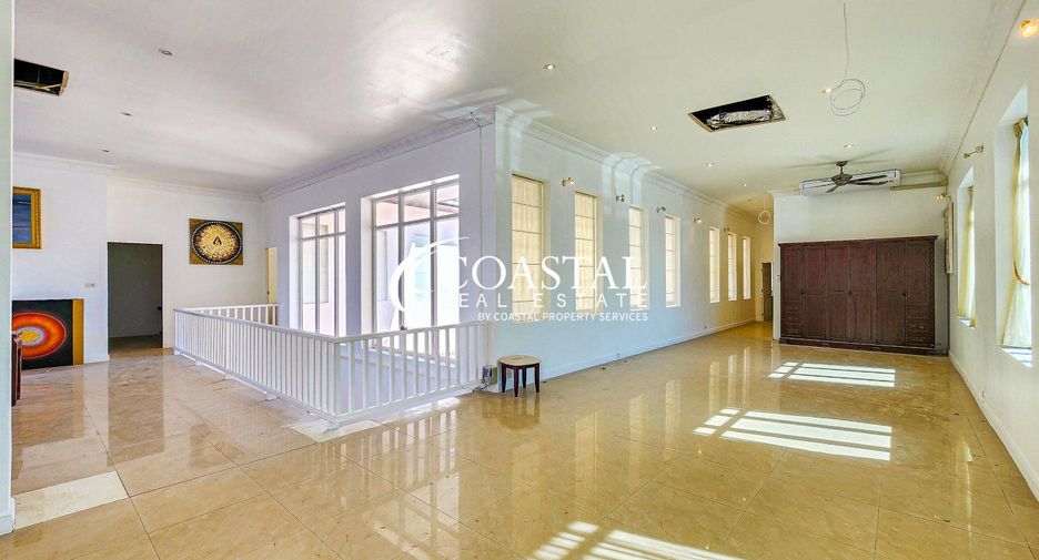 For sale 5 bedrooms house in Bang Lamung, Chonburi