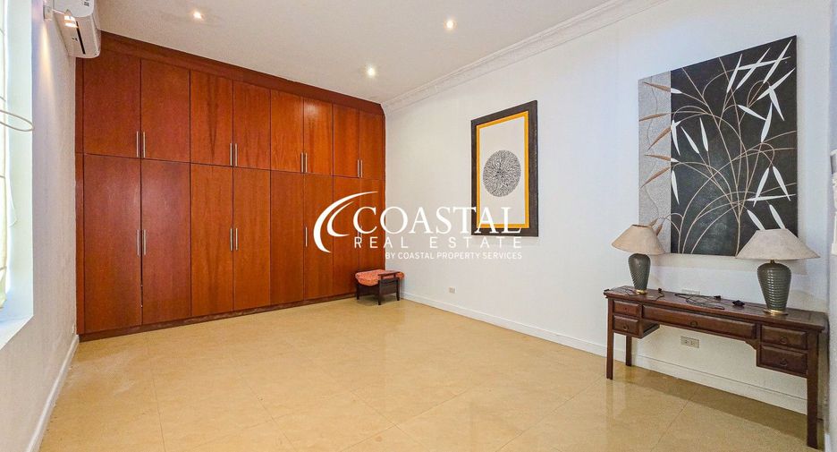 For sale 5 bedrooms house in Bang Lamung, Chonburi