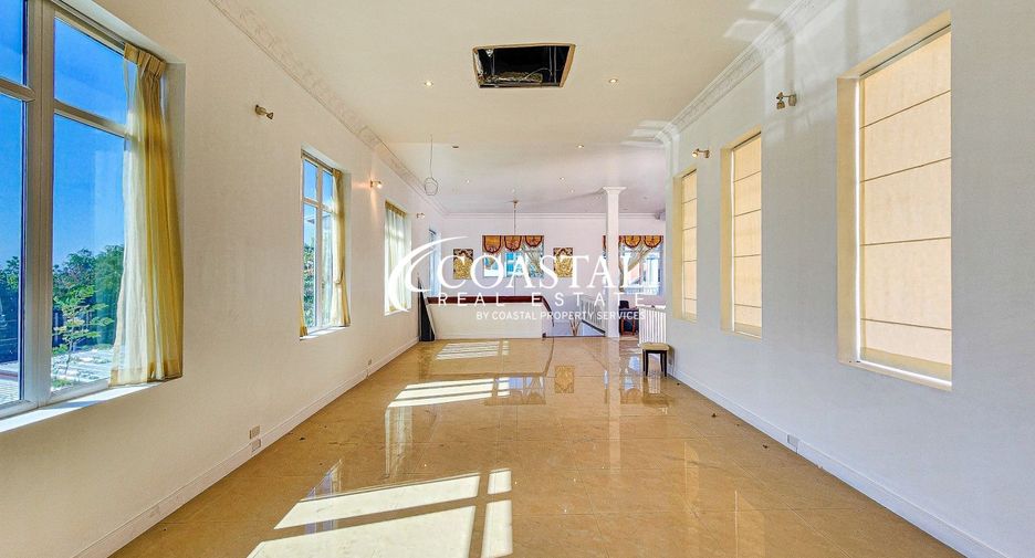 For sale 5 bedrooms house in Bang Lamung, Chonburi