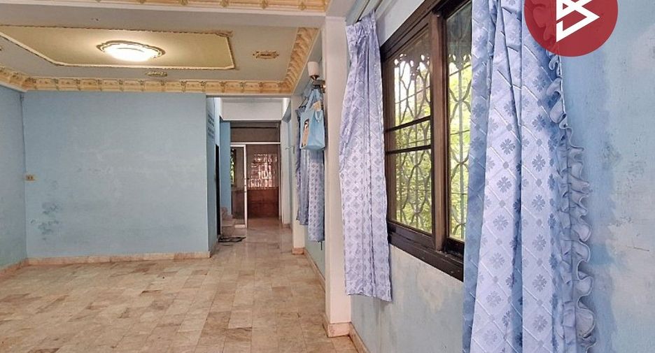 Продажа 2 спальни таунхаус в Mueang Nakhon Si Thammarat, Nakhon Si Thammarat