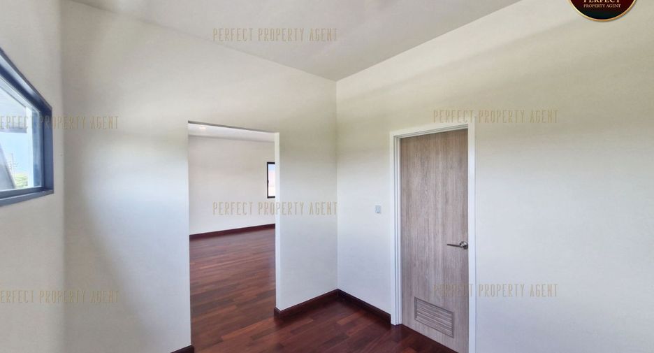 For sale 3 bedrooms house in Bang Phli, Samut Prakan