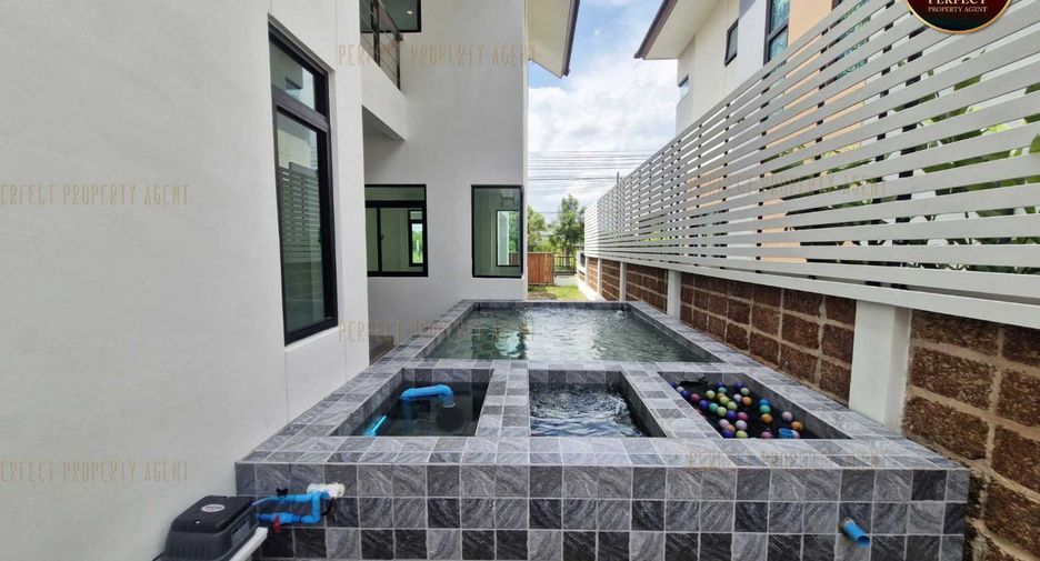 For sale 3 bedrooms house in Bang Phli, Samut Prakan