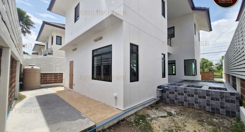 For sale 3 bedrooms house in Bang Phli, Samut Prakan