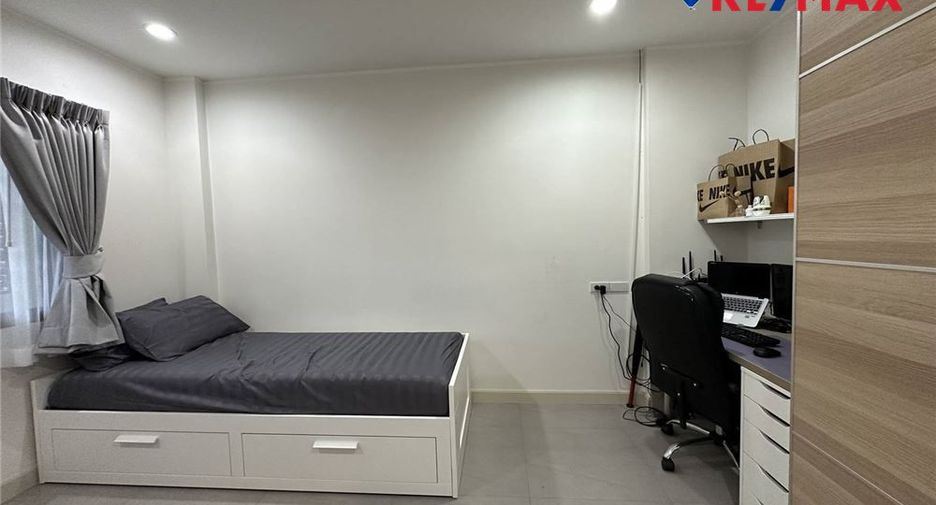 For sale 2 bedrooms condo in Na Jomtien, Pattaya
