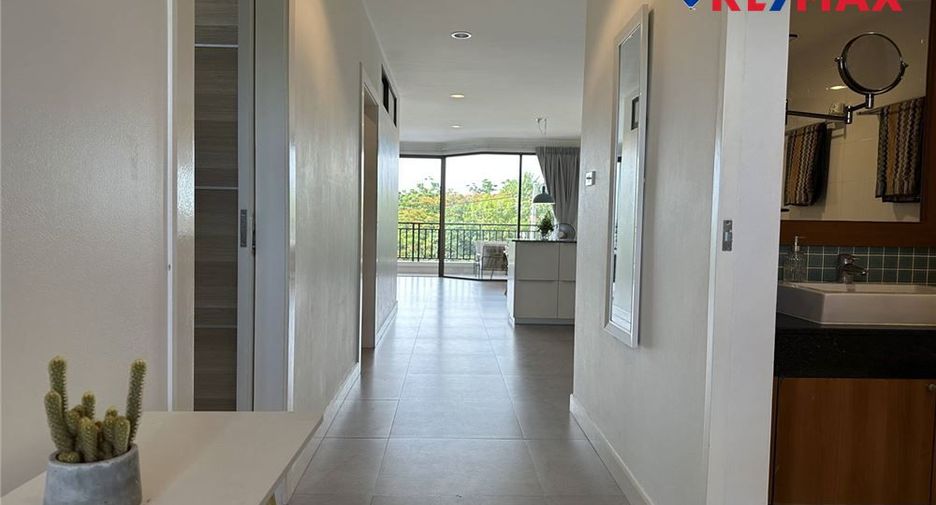 For sale 2 bedrooms condo in Na Jomtien, Pattaya