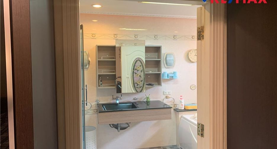 出售 2 卧室 独立屋 在 Bang Lamung, Chon Buri