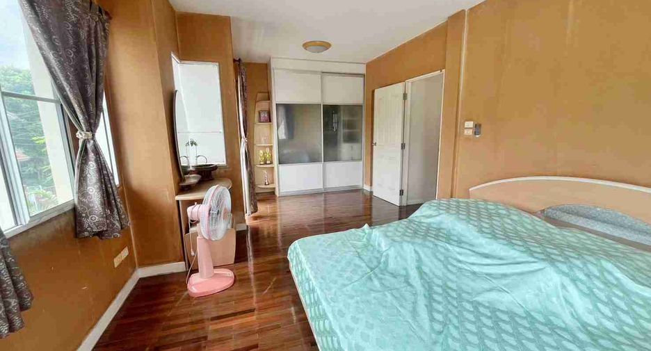 Haus zum Kauf mit 3 Zimmer in Min Buri, Bangkok