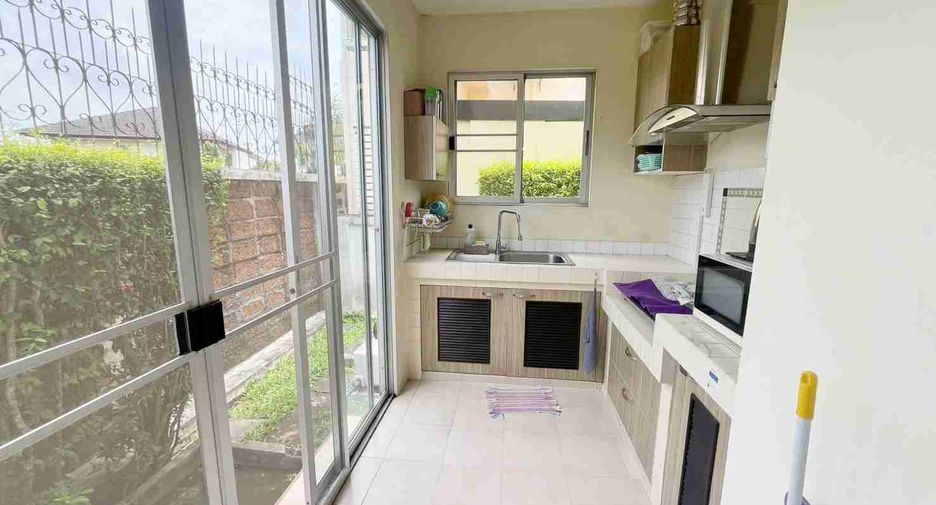 Haus zum Kauf mit 3 Zimmer in Min Buri, Bangkok
