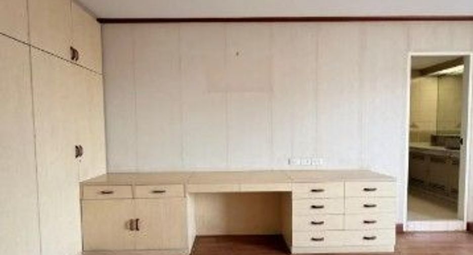À vendre 4 chambres condo à Khlong Toei, Bangkok