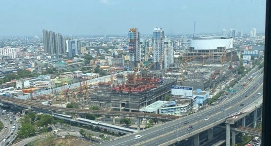 Condo en alquiler y en venta de 1 habitaciones en Bang Na, Bangkok