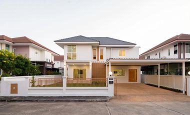 For sale 4 ベッドルーム house in San Kamphaeng, Chiang Mai