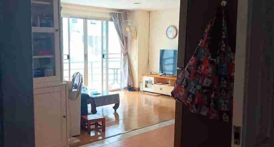 À vendre 2 chambres condo à Khlong Toei, Bangkok