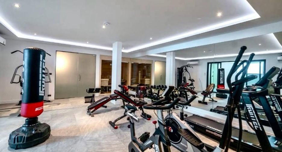 For sale 7 ベッドルーム house in Bang Lamung, Chonburi