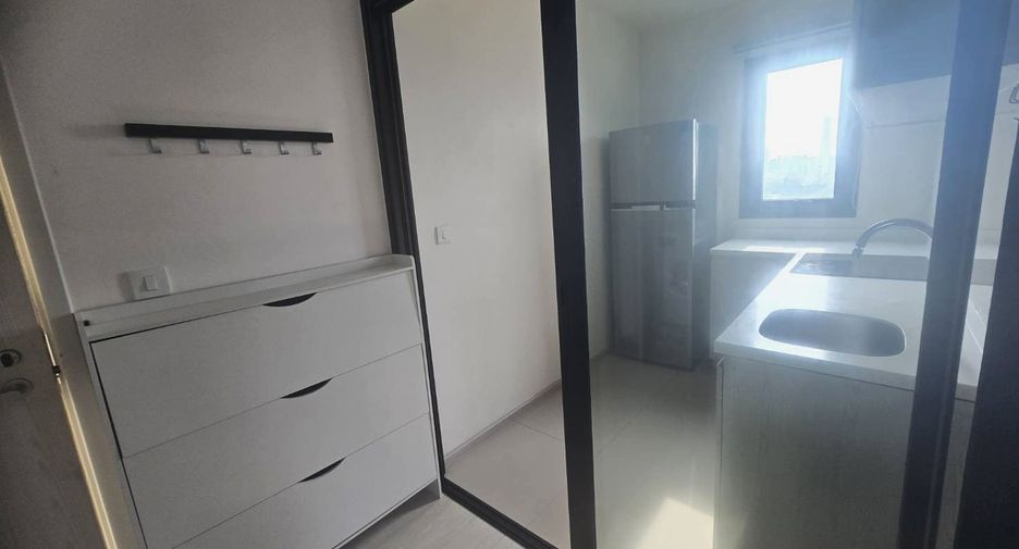 À louer 2 chambres condo à Watthana, Bangkok