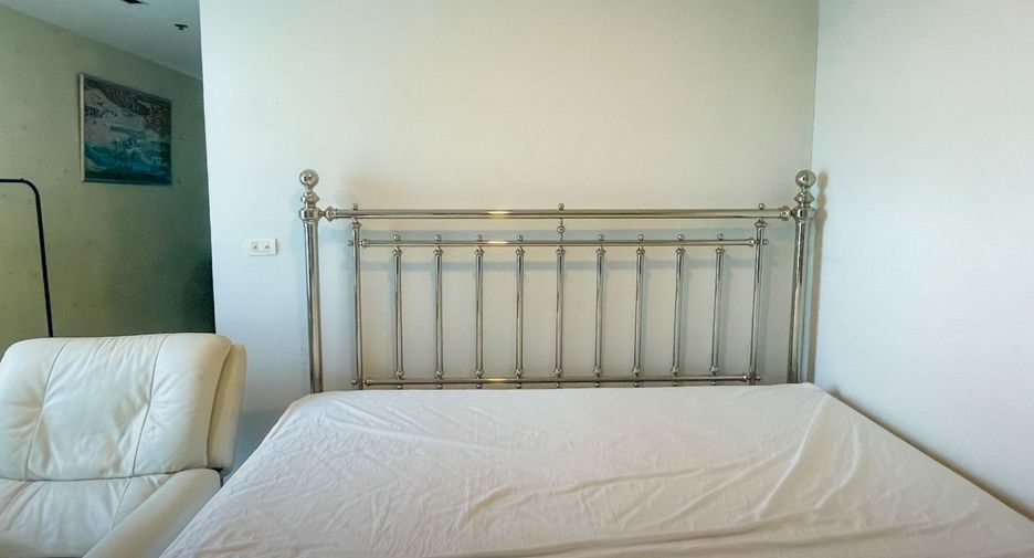 For sale 1 bed condo in Phaya Thai, Bangkok