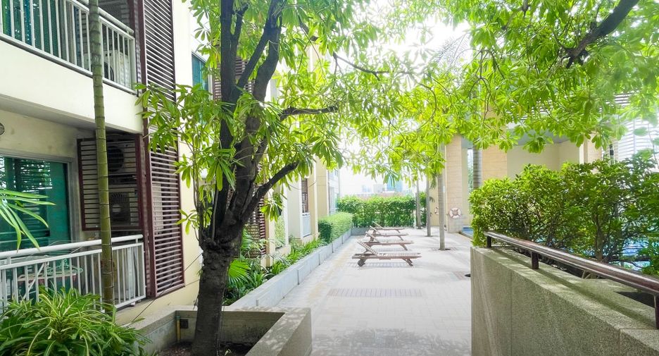 For sale 1 bed condo in Phaya Thai, Bangkok