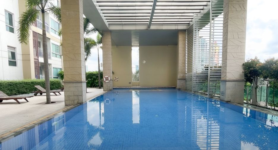 For sale 1 bed condo in Phaya Thai, Bangkok