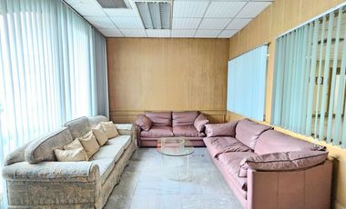 Büro zum Kauf in Suan Luang, Bangkok