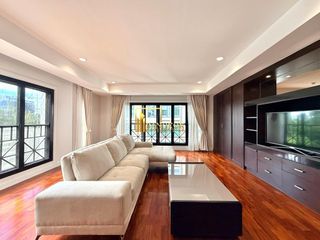 Wohnung zur Miete mit 3 Zimmer in Pathum Wan, Bangkok