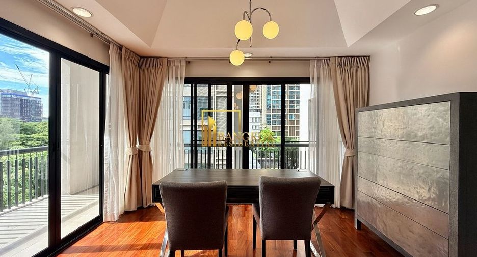 Wohnung zur Miete mit 3 Zimmer in Pathum Wan, Bangkok