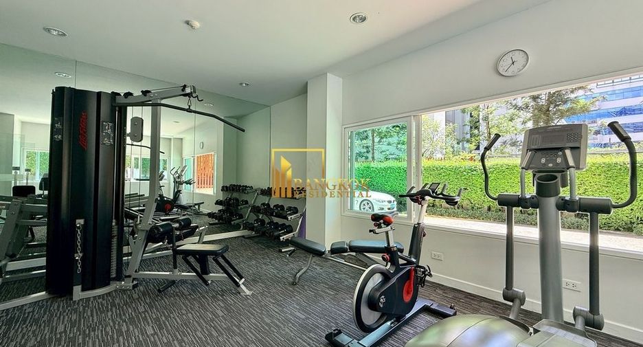 Wohnung zur Miete mit 3 Zimmer in Pathum Wan, Bangkok
