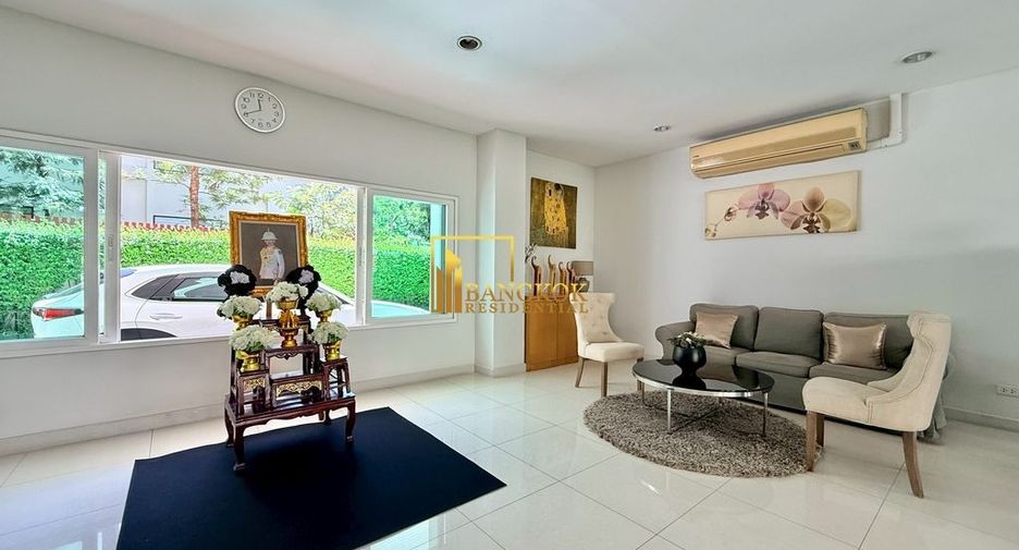 Wohnung zur Miete mit 3 Zimmer in Pathum Wan, Bangkok