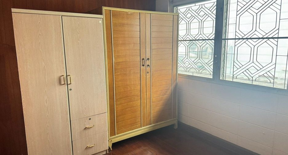 Casa en venta de 3 habitaciones en Mueang Nonthaburi, Nonthaburi