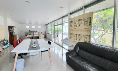 Lagerhaus zum Kauf in Bang Phli, Samut Prakan