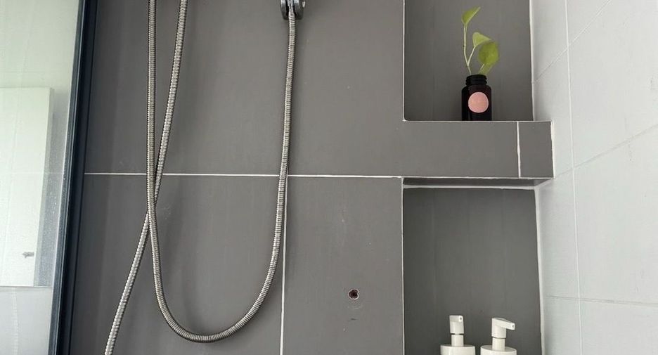 Reihenhaus zur Miete mit 3 Zimmer in Saphan Sung, Bangkok