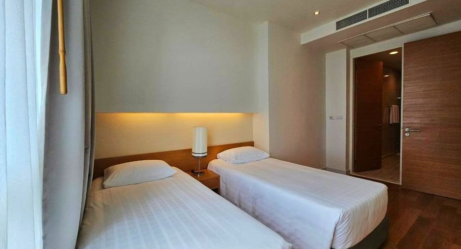 For rent 2 bedrooms serviced apartment in Sathon, Bangkok