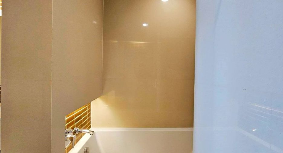 For rent 2 bedrooms serviced apartment in Sathon, Bangkok