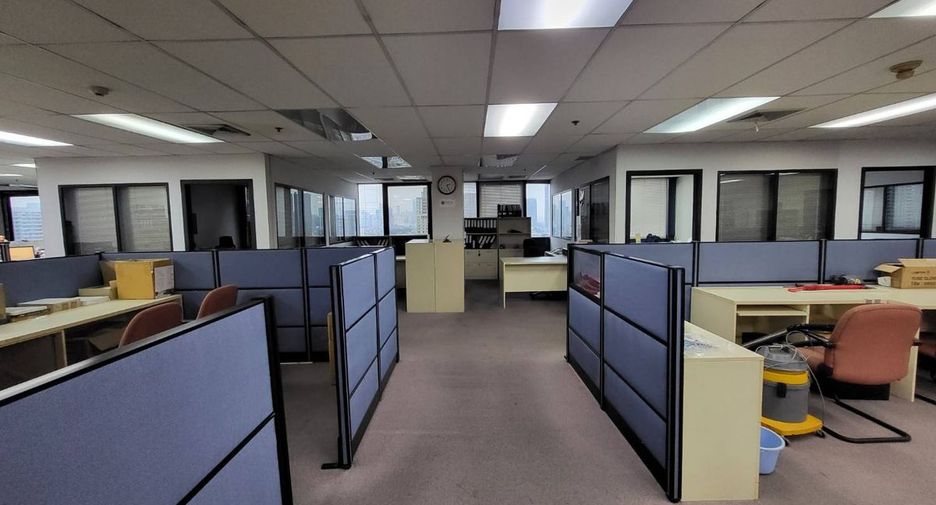 Büro zum Kauf in Watthana, Bangkok
