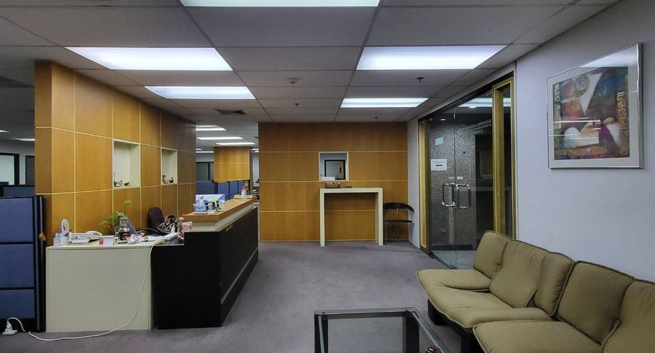 Büro zum Kauf in Watthana, Bangkok